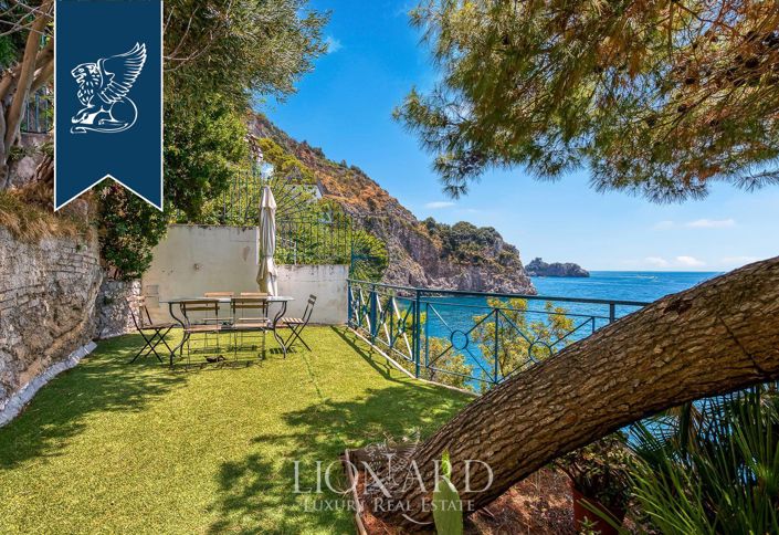 Image No.12-6 Bed Villa for sale