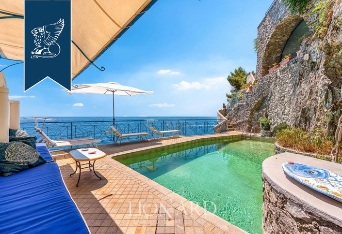 Image No.3-6 Bed Villa for sale