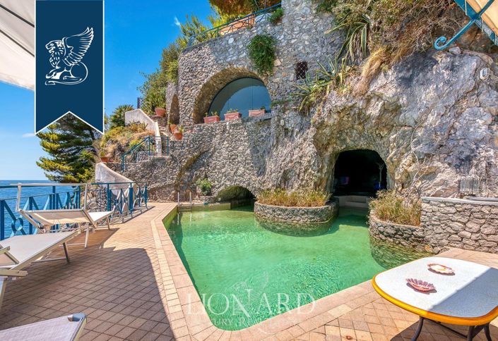 Image No.4-6 Bed Villa for sale