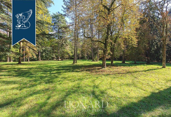 Image No.17-30 Bed Villa for sale