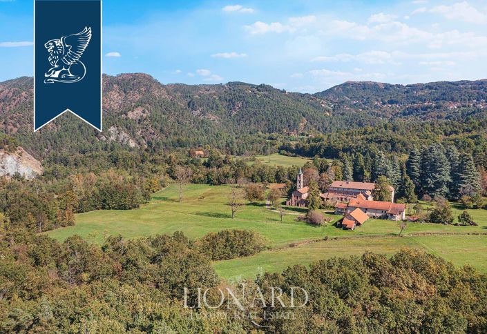 Image No.2-30 Bed Villa for sale