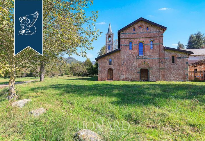 Image No.5-30 Bed Villa for sale