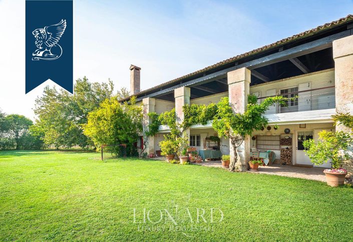 Image No.12-11 Bed Farmhouse for sale