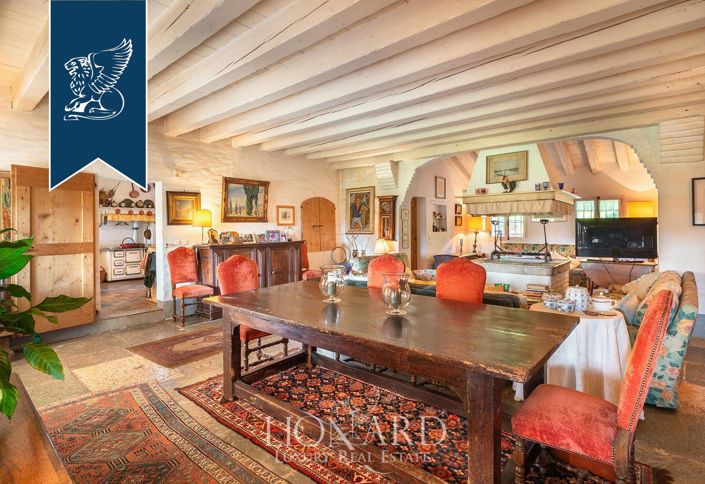 Image No.24-11 Bed Farmhouse for sale