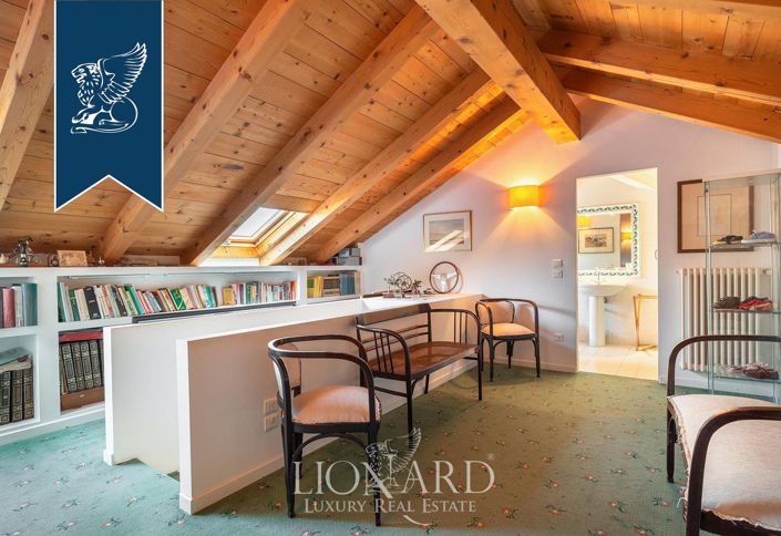 Image No.44-11 Bed Farmhouse for sale