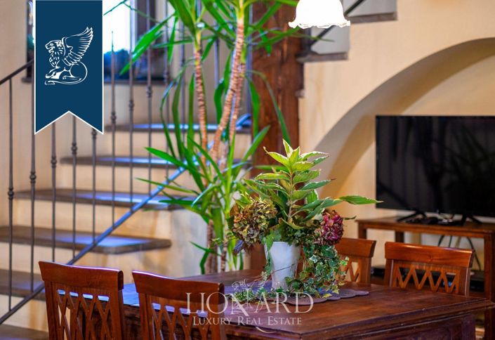 Image No.12-5 Bed Villa for sale