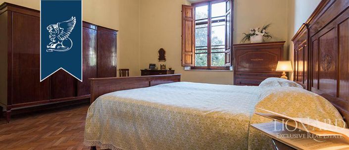 Image No.41-5 Bed Villa for sale