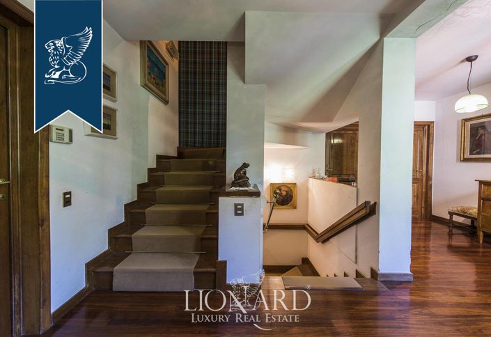 Image No.17-7 Bed Villa for sale