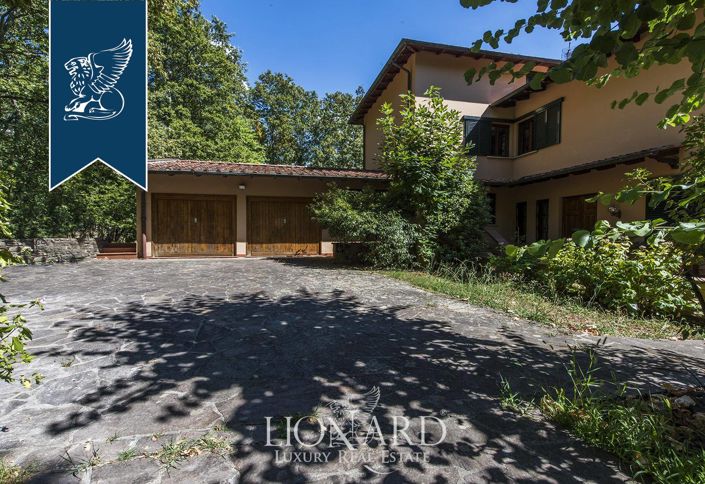 Image No.2-7 Bed Villa for sale