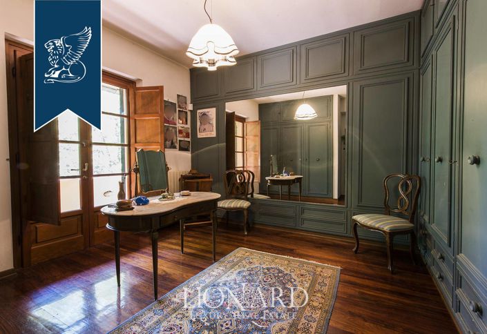 Image No.21-7 Bed Villa for sale