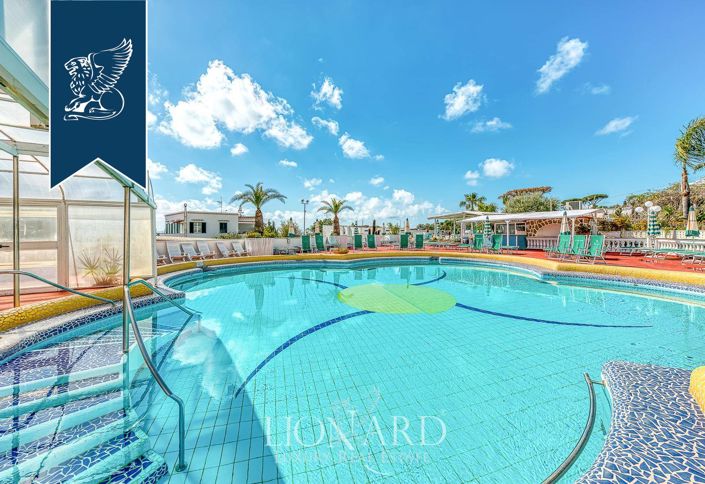 Image No.14-62 Bed Hotel for sale