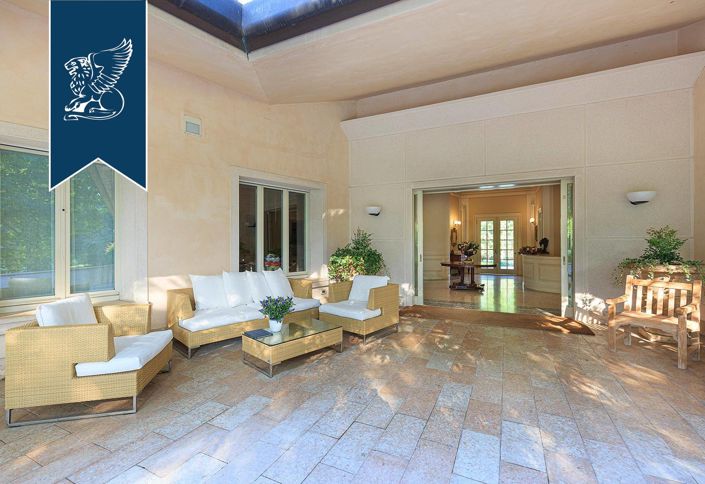 Image No.33-6 Bed Villa for sale