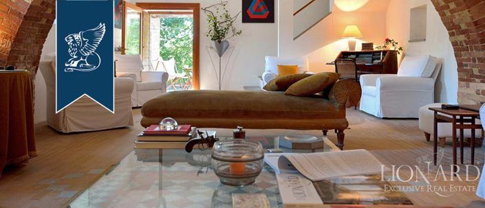 Image No.20-9 Bed Country House for sale