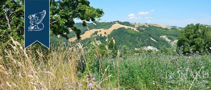 Image No.7-9 Bed Country House for sale