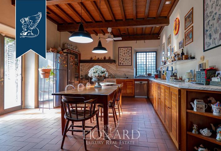 Image No.4-4 Bed Country House for sale