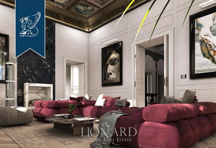 Image No.5-4 Bed Property for sale