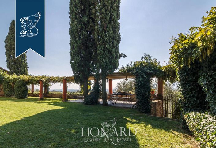 Image No.19-8 Bed Villa for sale