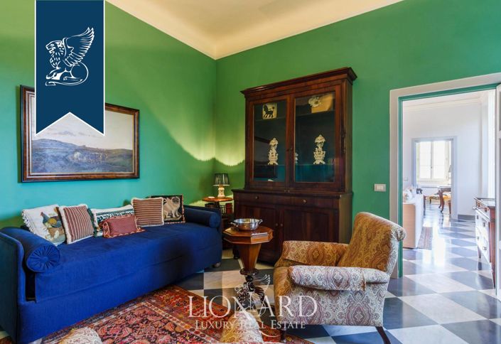 Image No.54-8 Bed Villa for sale