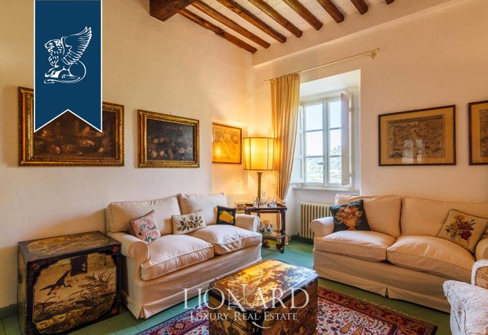 Image No.57-8 Bed Villa for sale