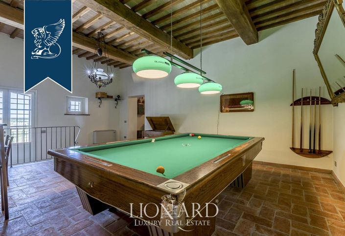 Image No.20-9 Bed Farmhouse for sale