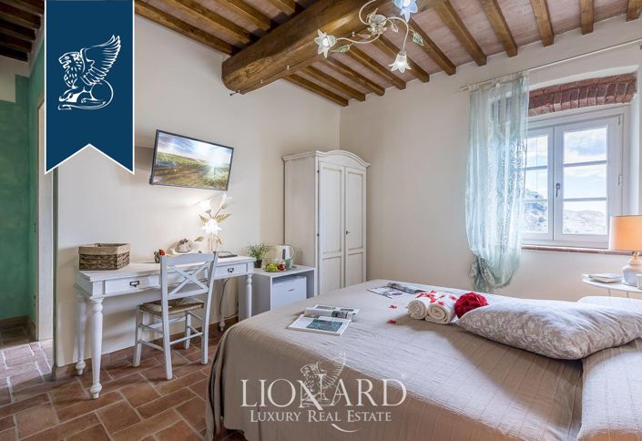 Image No.29-9 Bed Farmhouse for sale