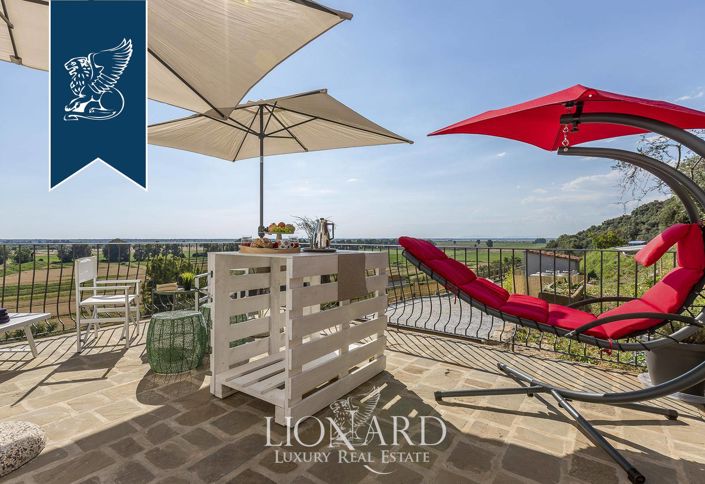 Image No.5-9 Bed Farmhouse for sale