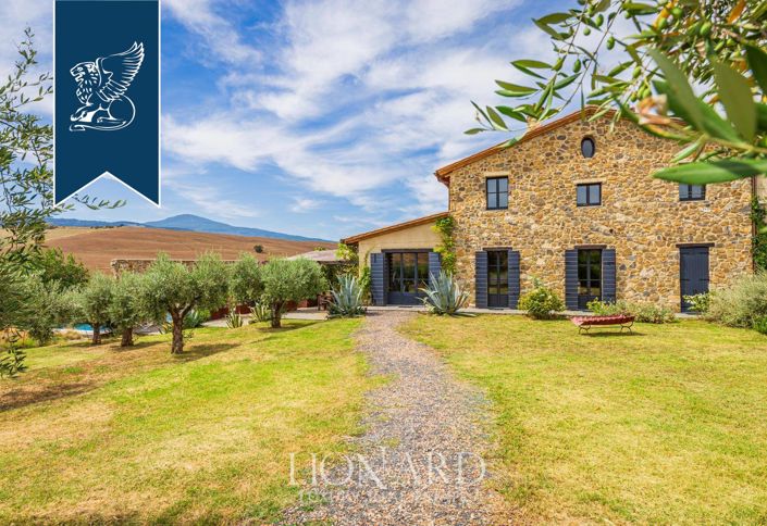 Image No.11-6 Bed Country House for sale