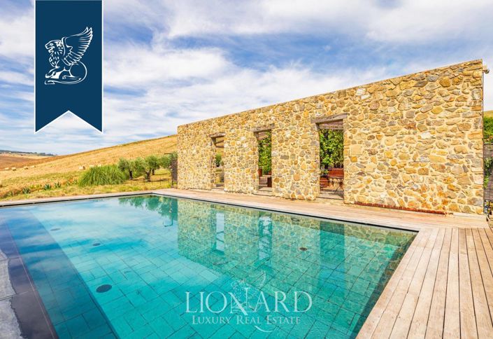 Image No.13-6 Bed Country House for sale