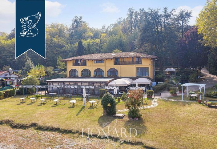 Image No.6-5 Bed Villa for sale