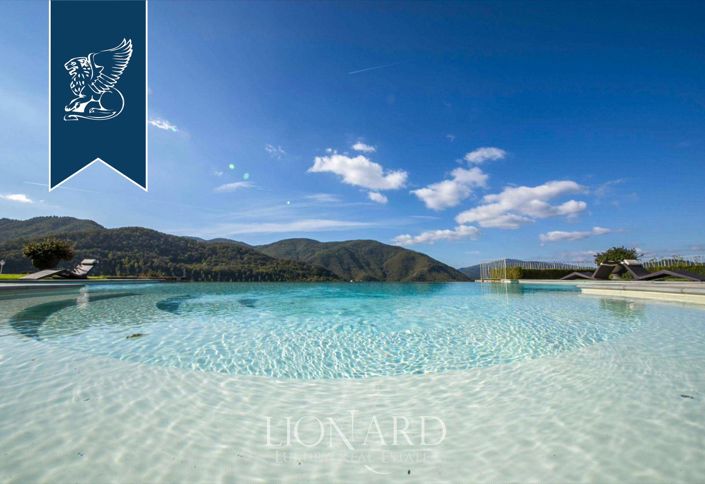 Image No.12-5 Bed Villa for sale