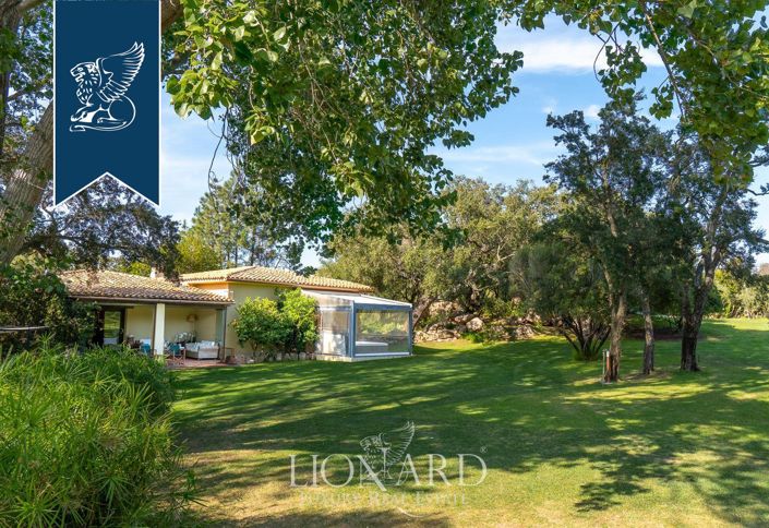 Image No.10-5 Bed Villa for sale