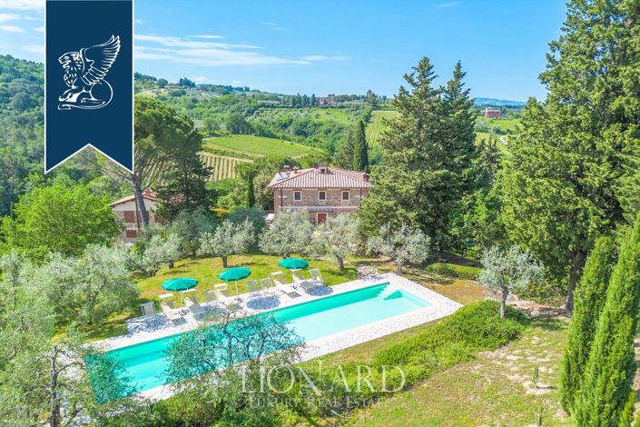 Image No.1-9 Bed Farmhouse for sale