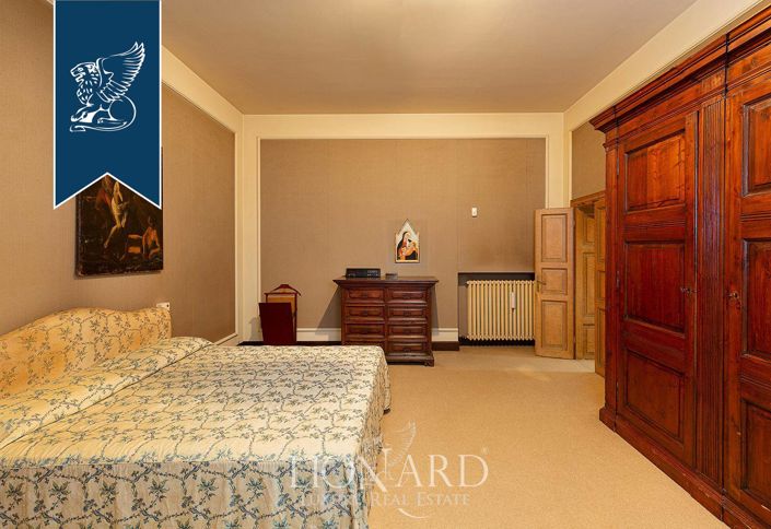 Image No.35-10 Bed Villa for sale