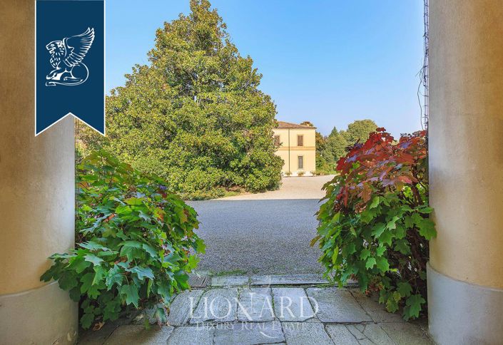 Image No.43-10 Bed Villa for sale