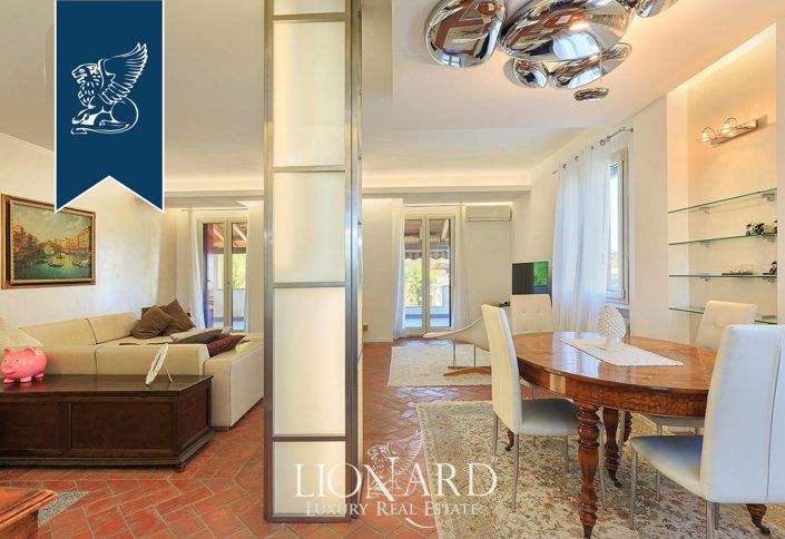 Image No.10-3 Bed Villa for sale