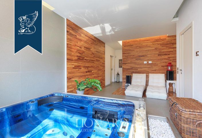 Image No.25-3 Bed Villa for sale