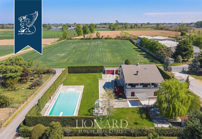 Image No.30-3 Bed Villa for sale