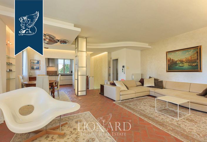 Image No.7-3 Bed Villa for sale