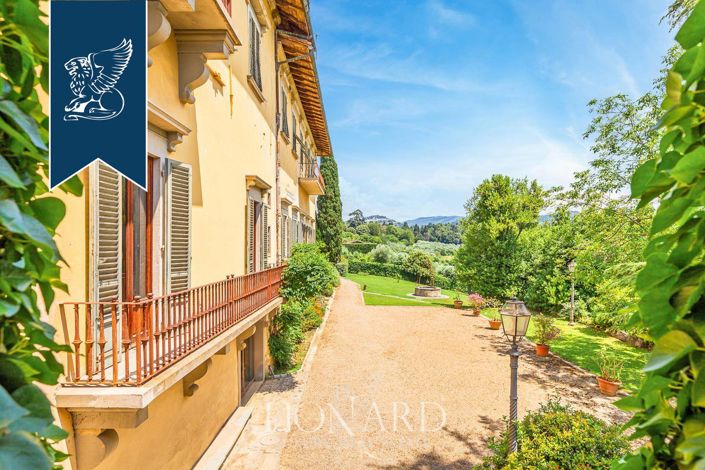 Image No.15-15 Bed Villa for sale