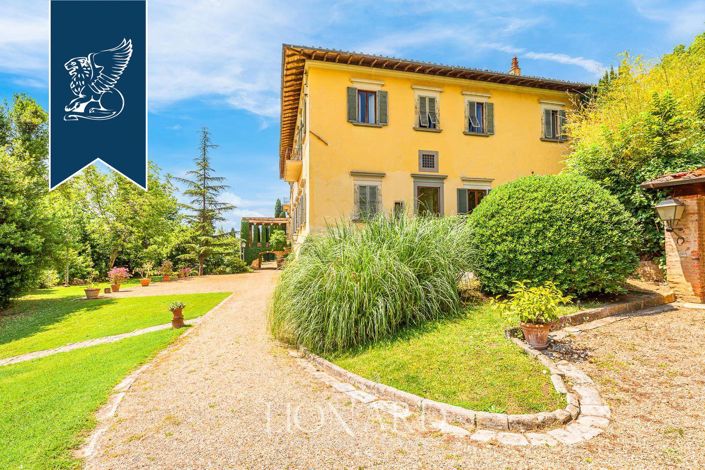 Image No.6-15 Bed Villa for sale