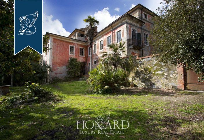 Image No.14-30 Bed Villa for sale