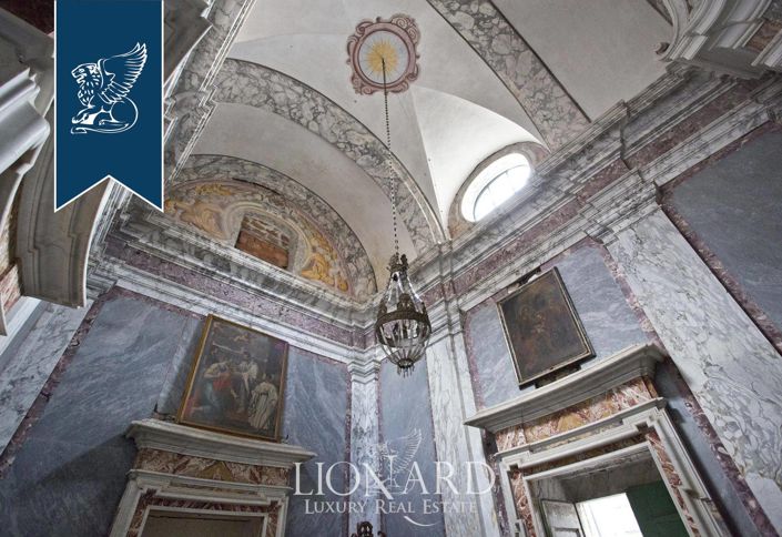 Image No.31-30 Bed Villa for sale