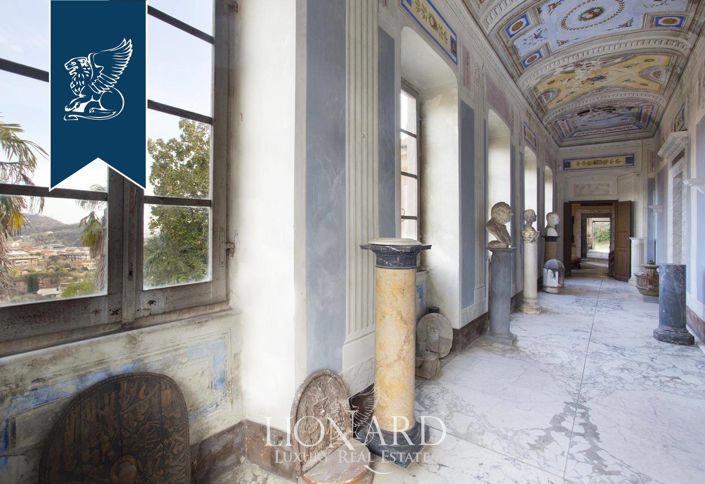 Image No.34-30 Bed Villa for sale