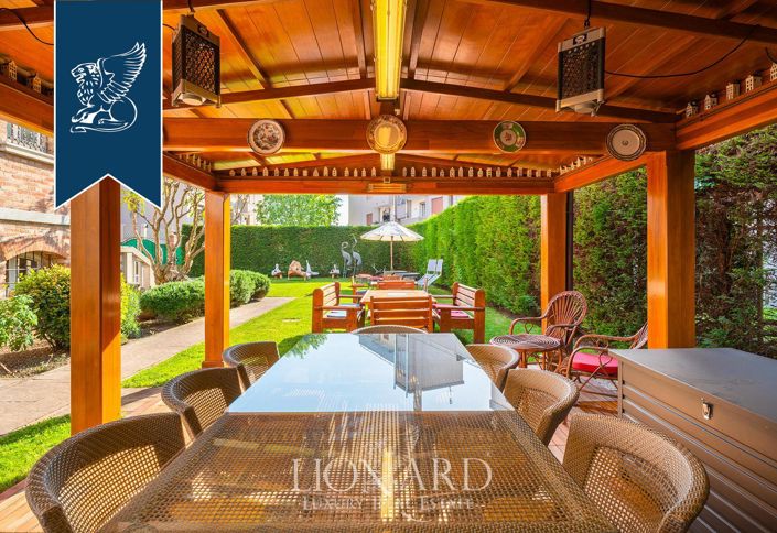 Image No.14-7 Bed Villa for sale