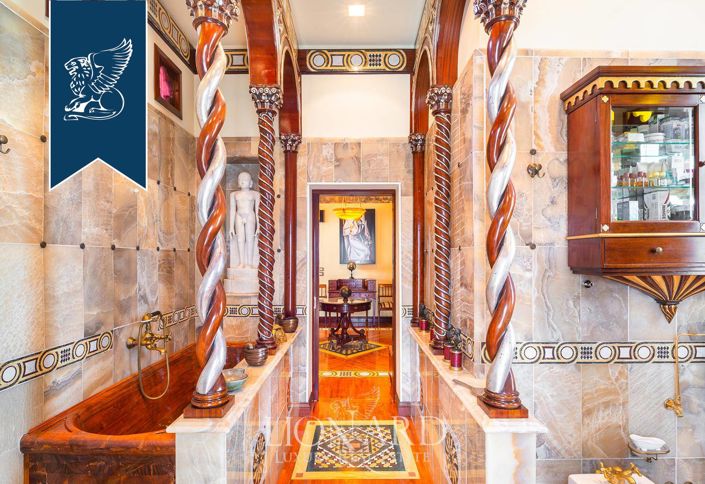 Image No.47-7 Bed Villa for sale