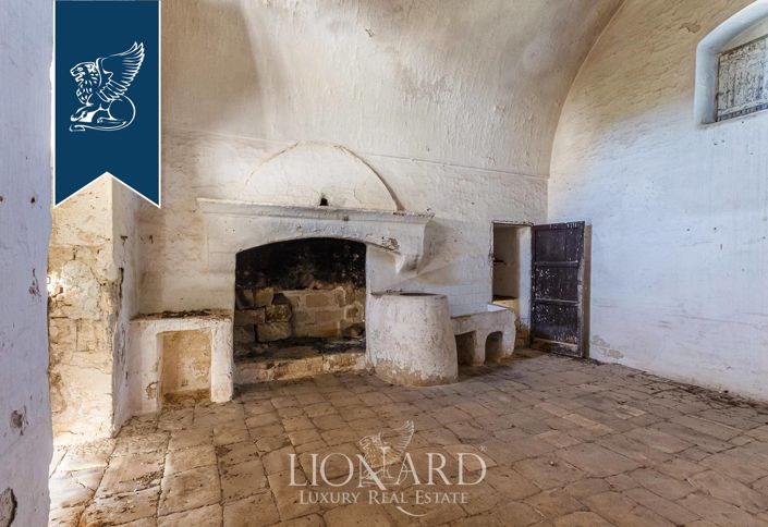 Image No.28-12 Bed Country House for sale