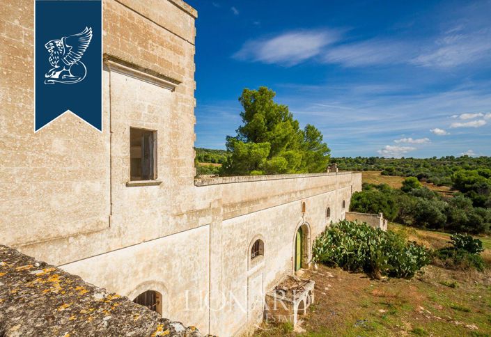 Image No.32-12 Bed Country House for sale