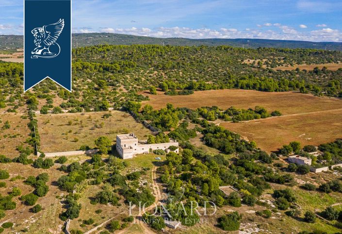 Image No.34-12 Bed Country House for sale