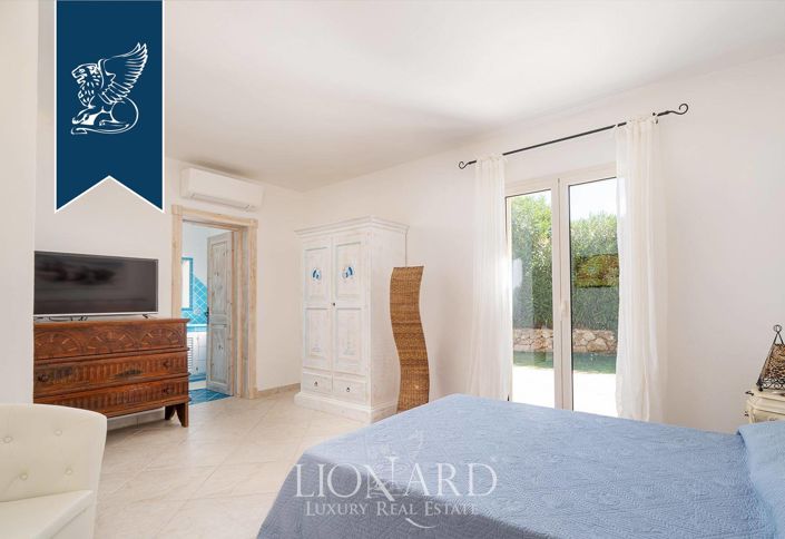 Image No.38-6 Bed Villa for sale