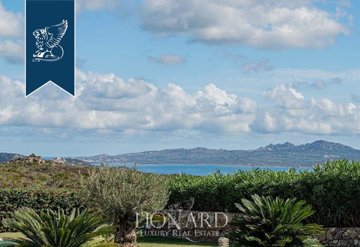 Image No.9-6 Bed Villa for sale